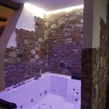 Suite Love Jacuzzi Uceda Zewnętrze zdjęcie