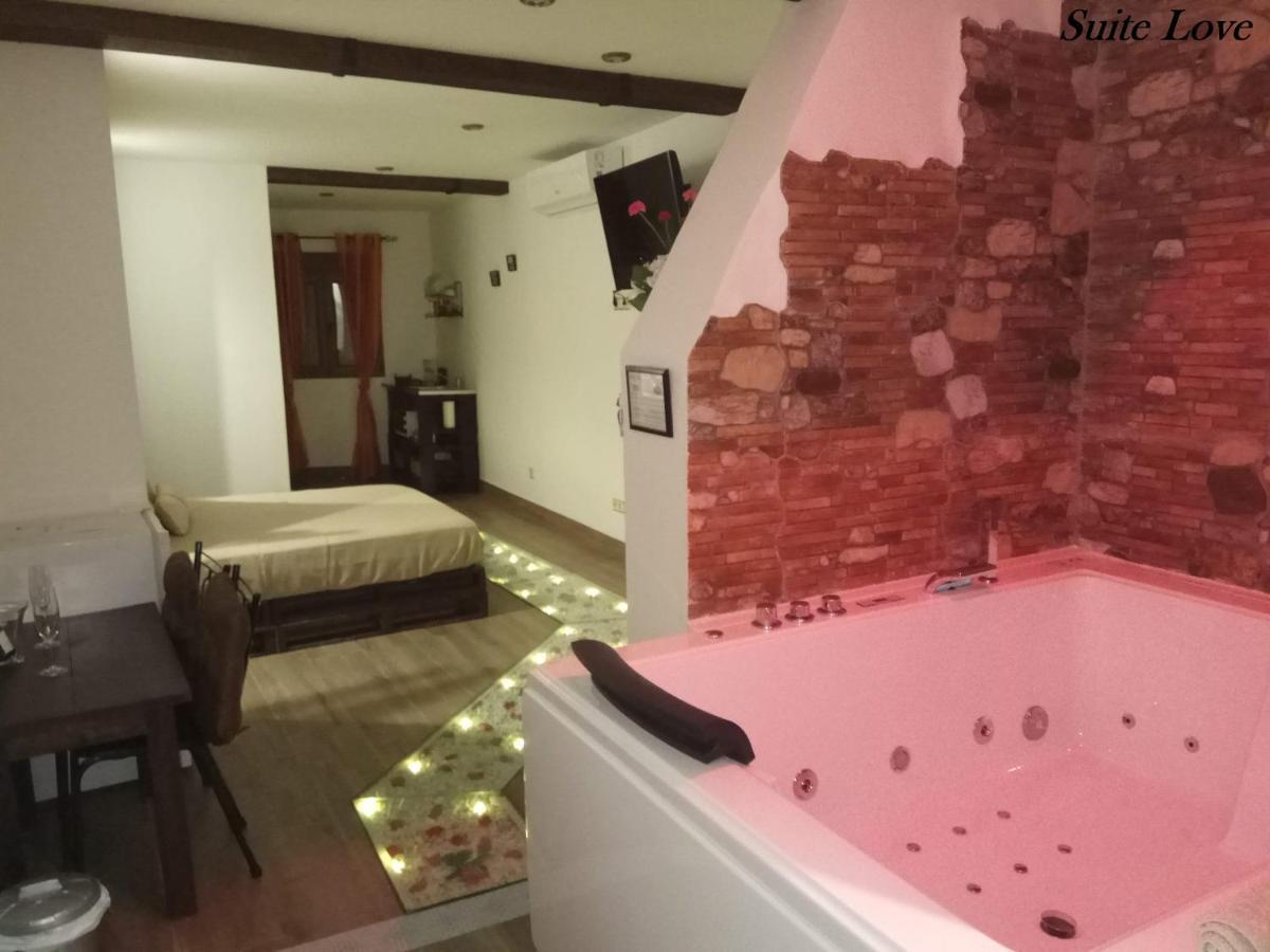 Suite Love Jacuzzi Uceda Zewnętrze zdjęcie